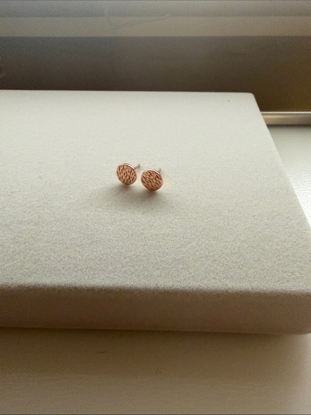 Rose Gold Textured Disc Stud Earrings - Women Jewelry